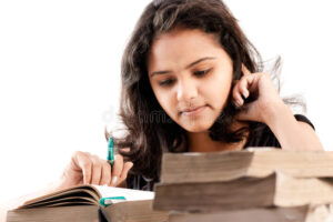 indian girl books 20029041 300x200 - انجام پایان نامه شیمی به چه نرم افزار هایی نیاز دارد ؟